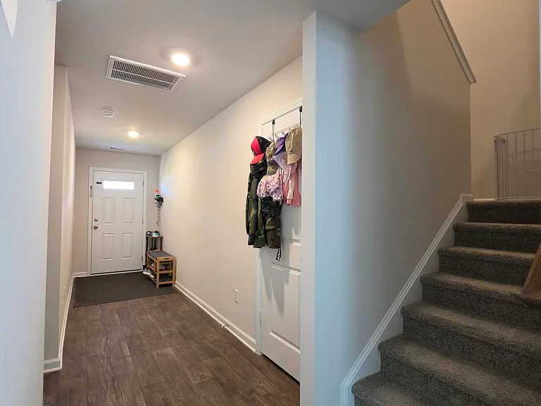 1812 Lacebark Dr — Photo 36