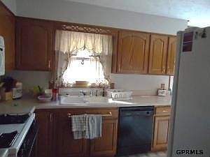 4th image of 5848 S 49th Ave