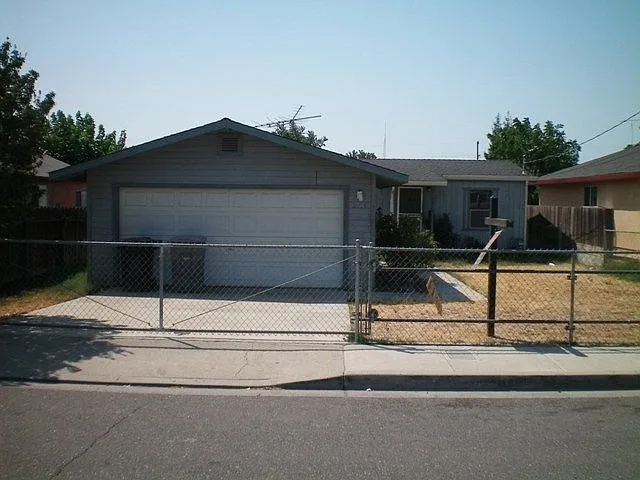3654 Arizona Ave photo 1