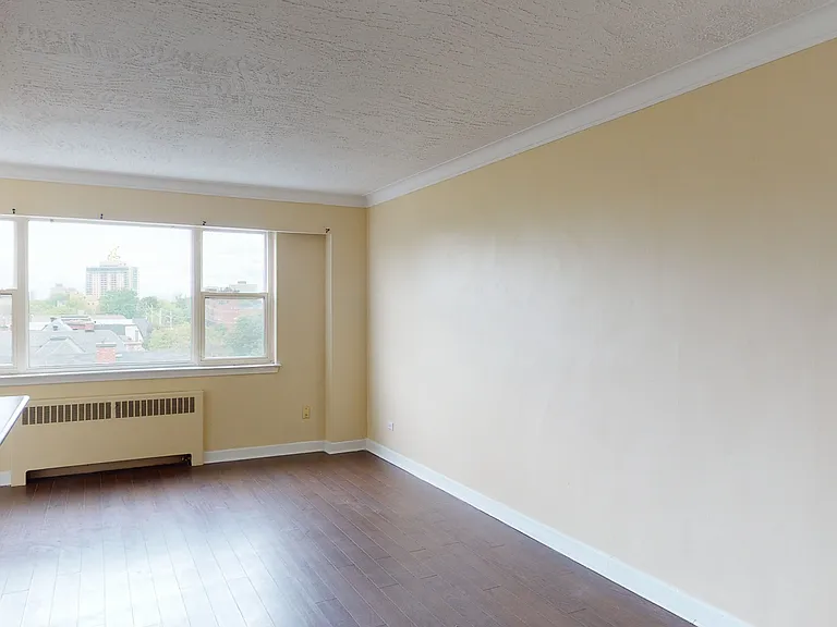 145 Stewart St — Photo 24