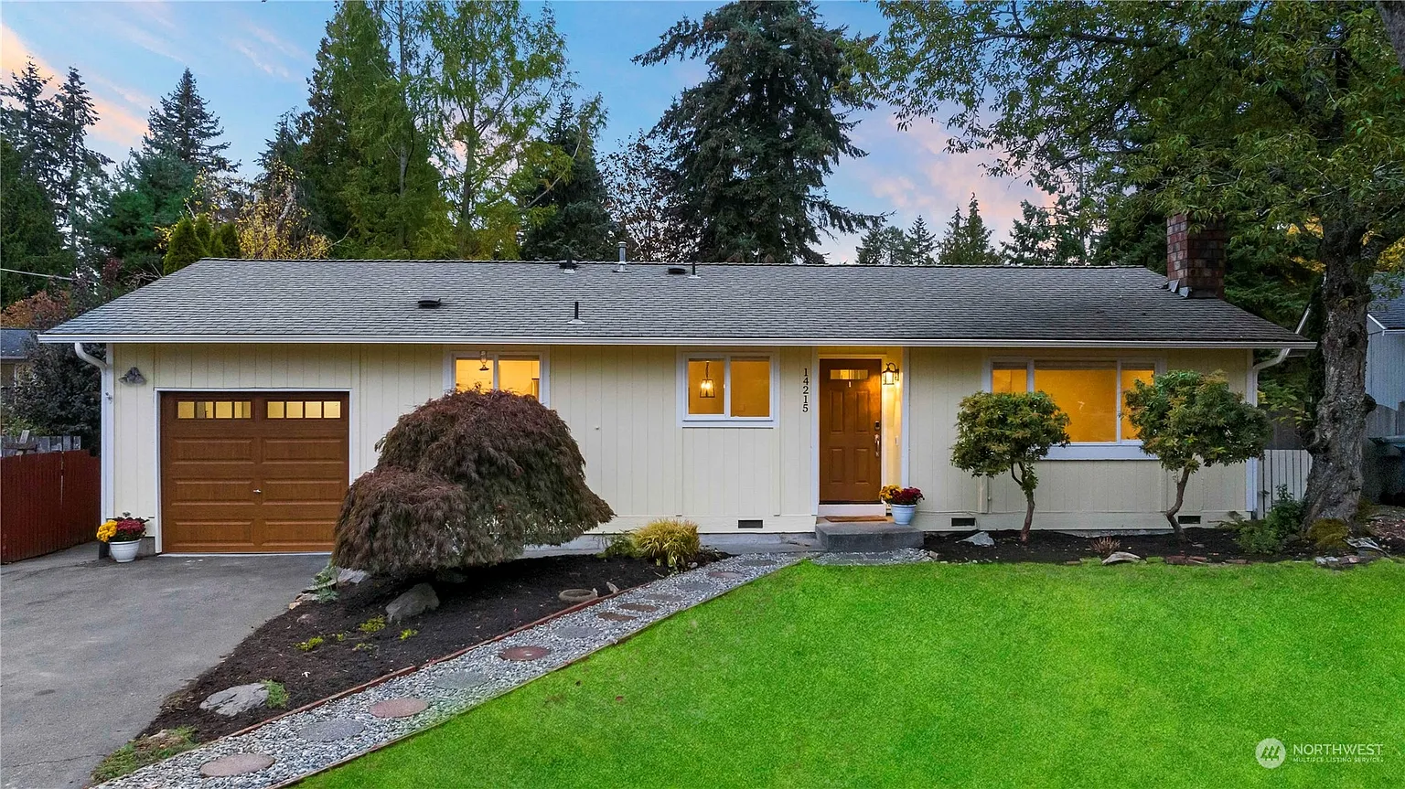 14215 81st Avenue NE photo 1