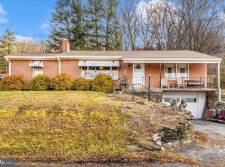 6111 Clevelandtown Rd, Boonsboro, MD 21713
