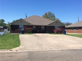 204 Avenue R, Marble Falls, TX 78654