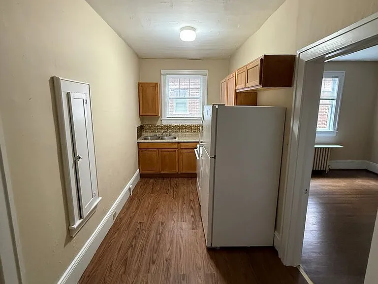 2037 Laburnum Ave SW — Photo 16