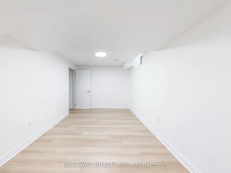 96 Kearney Dr #BASEMENT — Photo 9