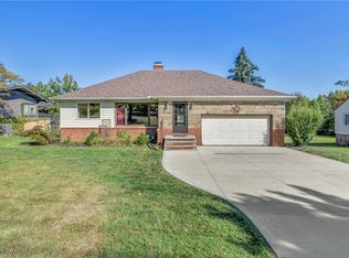 4523 Oakes Rd, Brecksville, OH 44141