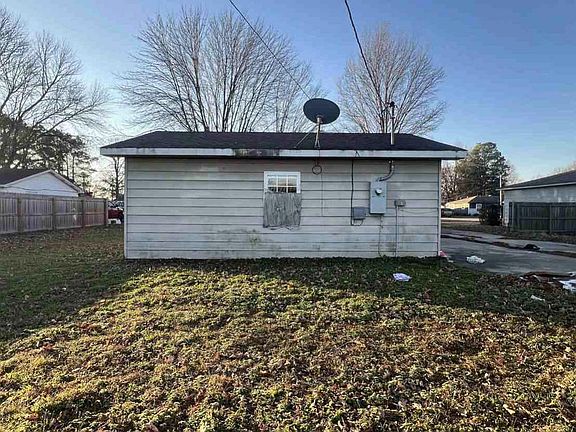 4th image of 106 Terrace Dr