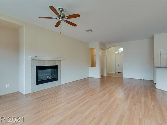 5th image of 9302 Wilderness Glen Ave