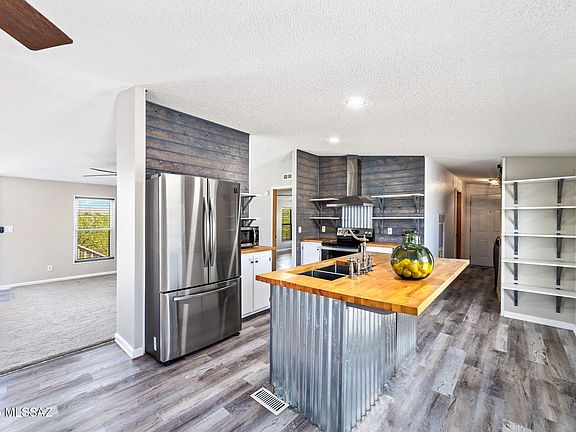 5th image of 3925 E Coronado Sunset Dr