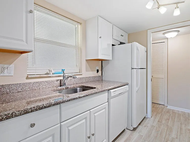 2525 Florida Blvd #130 — Photo 17