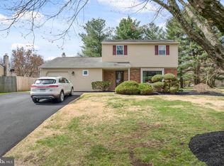 208 Cayuga Cir, Doylestown, PA 18901