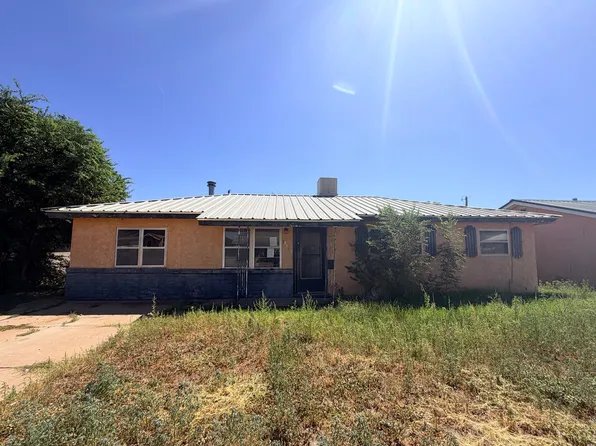 1013 Cypress St, Clovis, NM 88101