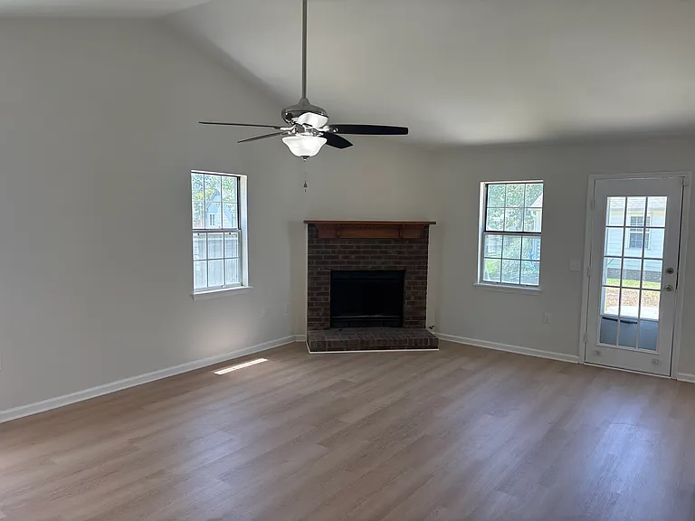 2917 New Town Dr — Photo 5
