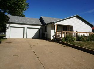 108 Oak Ave, Taylor, ND 58656
