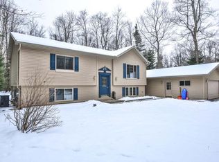 7841 Woodland Dr, Woodruff, WI 54568