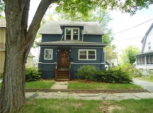 54 Chilson St, Springfield, MA 01118