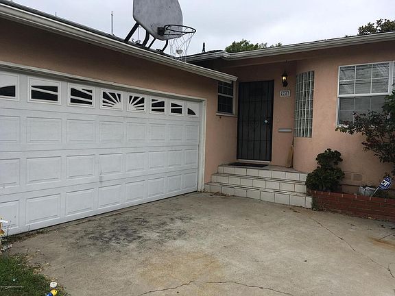 3rd image of 4247 W 181st St
