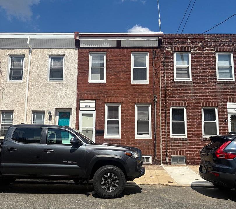 1st image of 2432 Tulip St