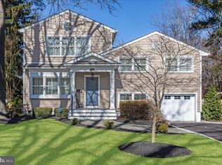 160 Hickory Ct, Princeton, NJ 08540