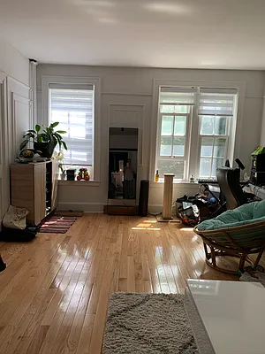 Rented by Realty Collective | media 4