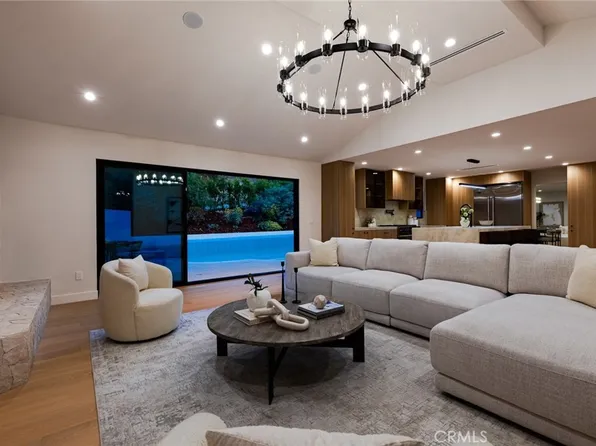 6035 Rod Ave, Woodland Hills, CA 91367