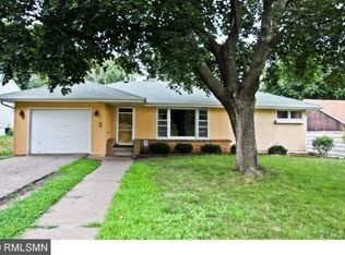 1353 Sumner St, Saint Paul, MN 55116