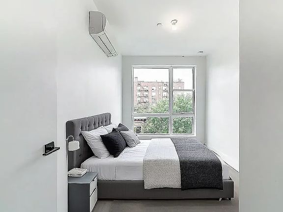 5th image of 254 E 28th St #3E