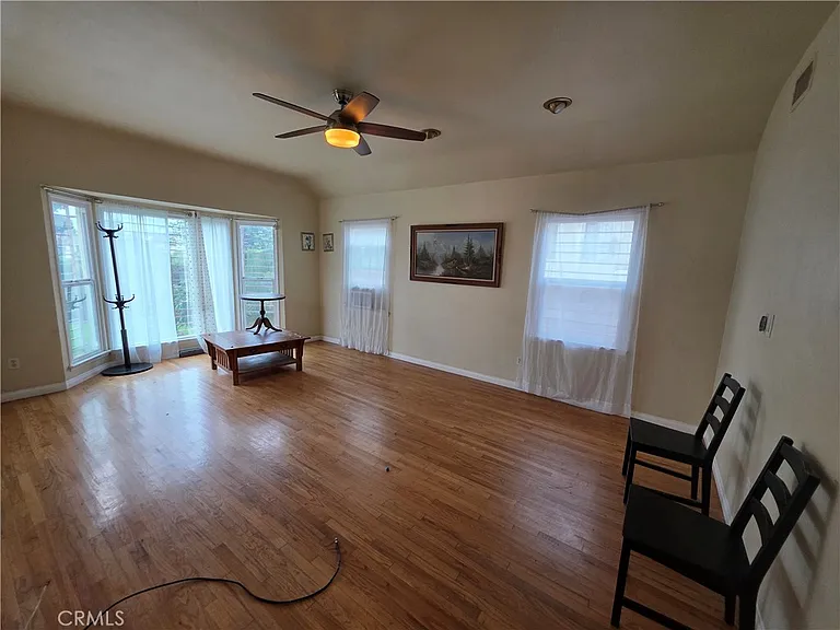 25 E San Marino Ave #25 — Photo 17