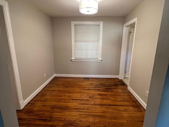 3rd image of 5614 Randall Ave