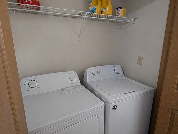4th image of 120 S Salisbury St #6af249305