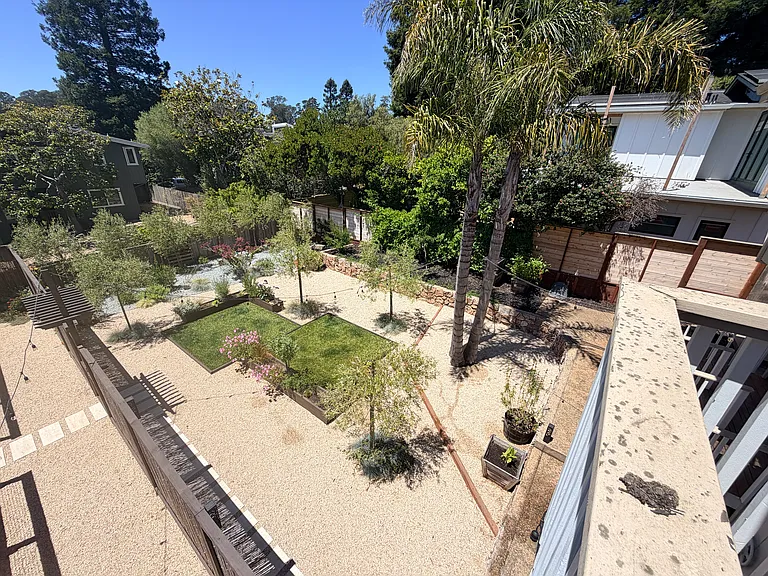 115 Wingfoot Ct — Photo 3