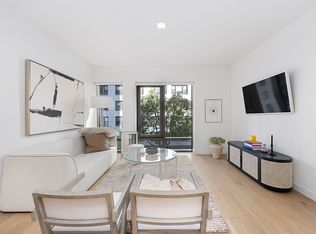 200 E 21st St APT 3D, New York, NY