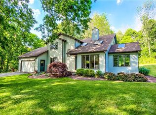 50 Rotzel Rd, West Rush, NY 14543