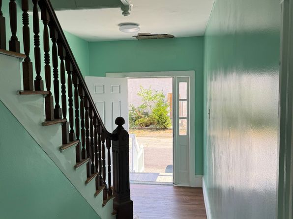 11 Greenwood Rd #2
