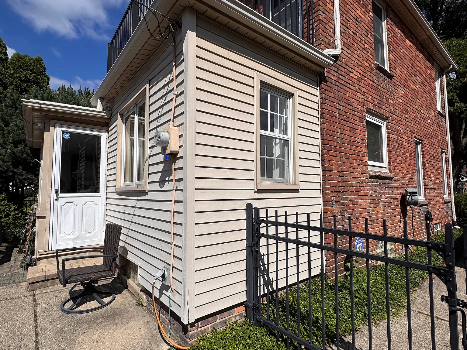 2 bed, 1594 sqft, $2,800 — Photo 4