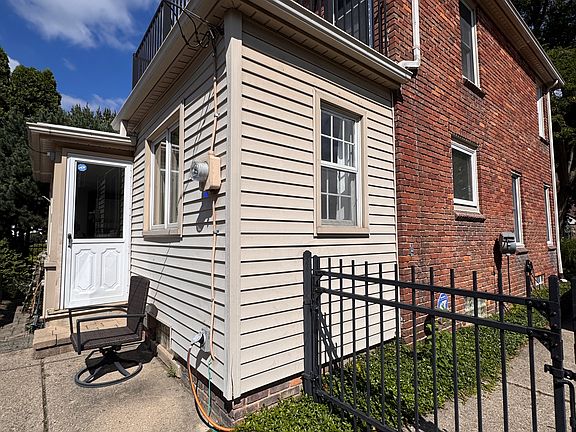 4th image of 24719 Winona St