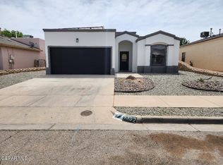 5392 Guillermo Frias Ln, El Paso, TX 79934