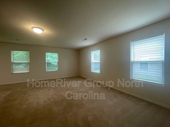 4th image of 7425 O'Hara St