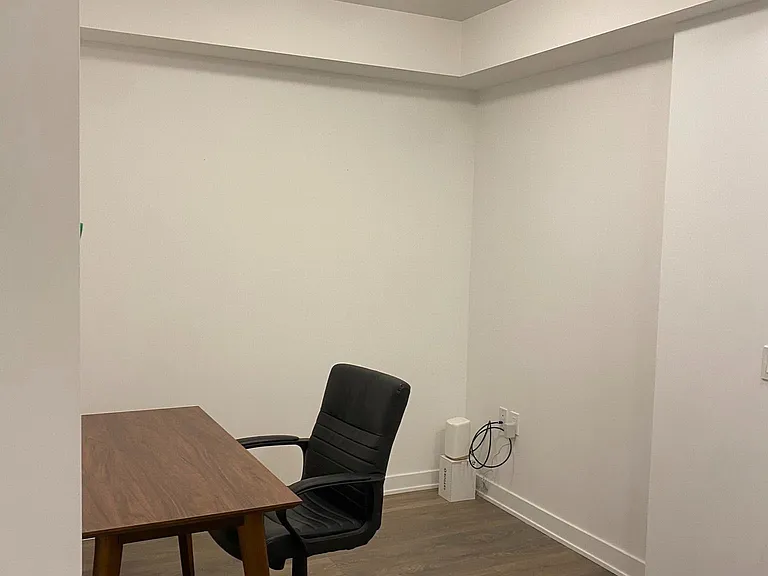 195 Redpath Ave #2205 — Photo 19