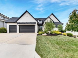 3806 W 158th Ter, Overland Park, KS 66224