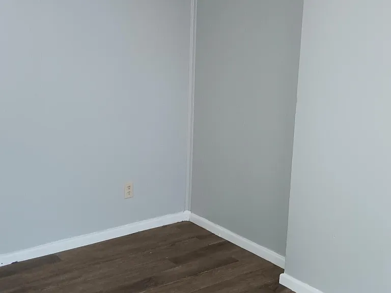 2265 E Dorothy Ln — Photo 27
