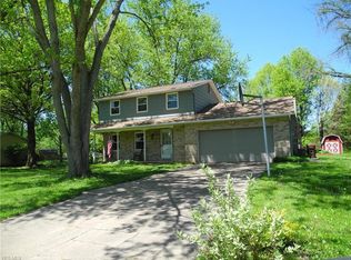 1457 Glennview St NE, Canton, OH