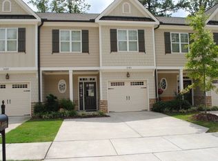 2105 Scarlet Maple Dr, Raleigh, NC 27606