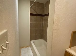 939 W Elsmere Pl #201, San Antonio, TX 78201