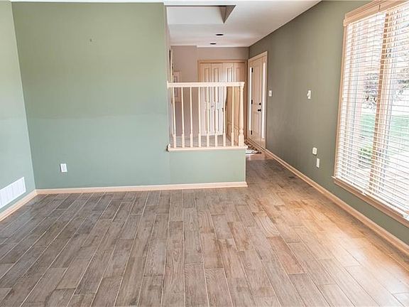 4th image of 3017 Settlers Ct