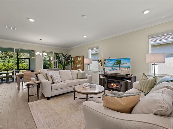 3rd image of 283 Tamarindo LN