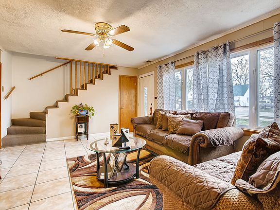 2nd image of 205 S Harold Ave