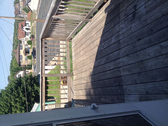 2nd image of 127 7th Ave N