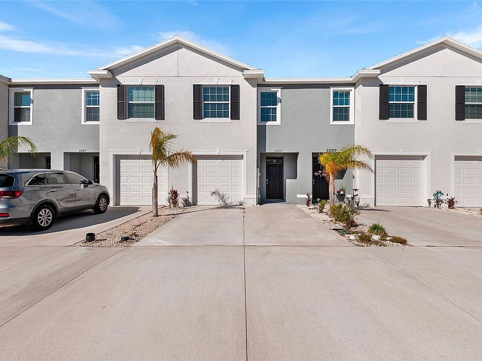 1st image of 33093 Major Oak Dr