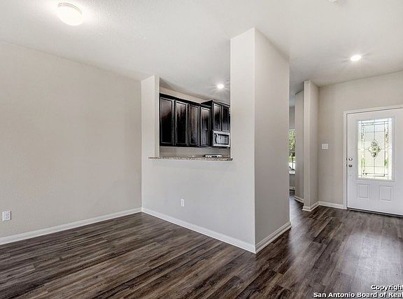 2nd image of 6444 Aj Ln